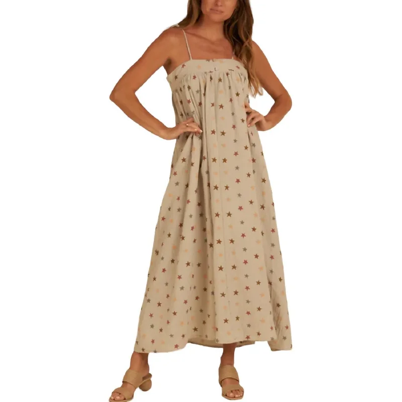 Exclusive Sale Wardrobe Update Malea Maxi Dress In Haze Stars