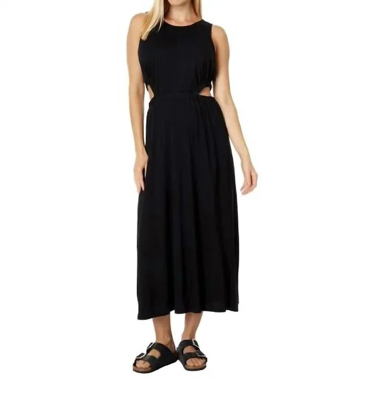 Hot Trends Wardrobe Refresh Camille Crew Neck Cutout Maxi Dress In Black