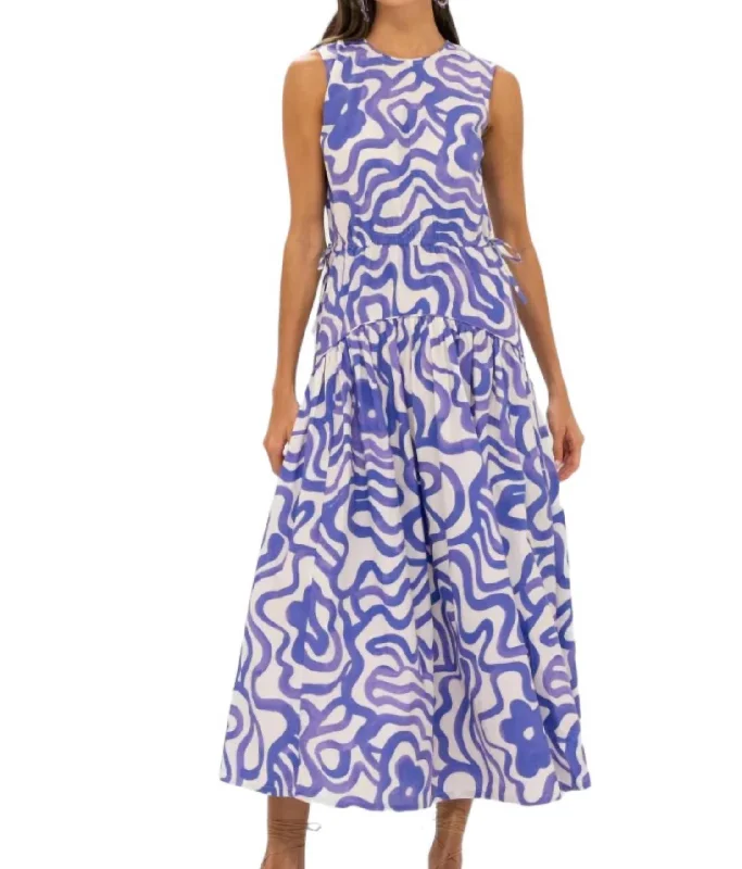 Insane Discount Onslaught Spring Wardrobe Sleeveless Piped Maxi Dress In Ashbury Print