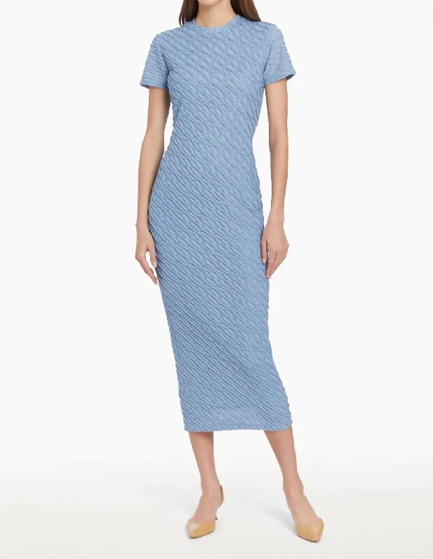 Polished Style Deals Exclusive Discount Rosaria Midi Dress In Blue