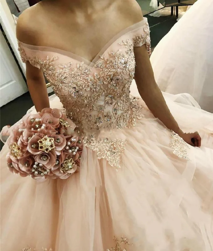 Valentine's Special Limited-Time Offer Sweet 16 Dresses Bead Ball Gowns Quinceanera Dresses Off The Shoulder Ruffle Tiered Puffy Prom Dresses    cg20062