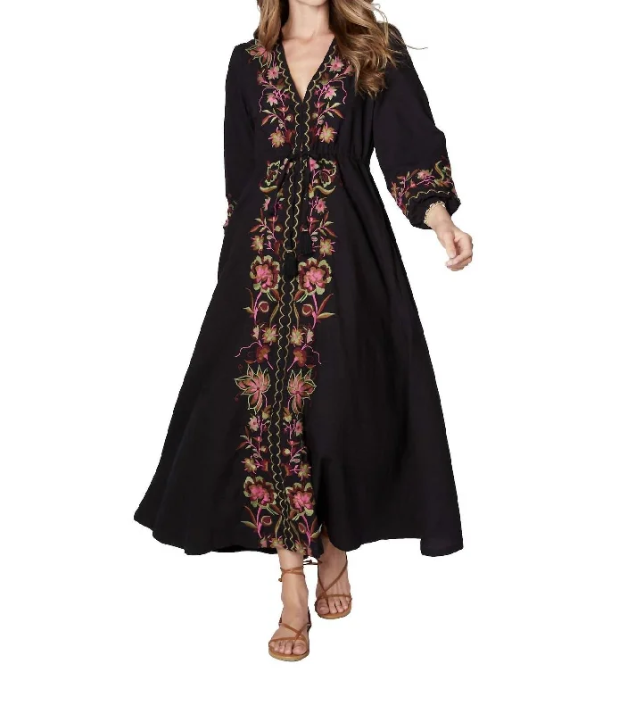 Trendy Women'S Wear Collection Fashion Deal Floral Embroidered Maxi Dress In Black